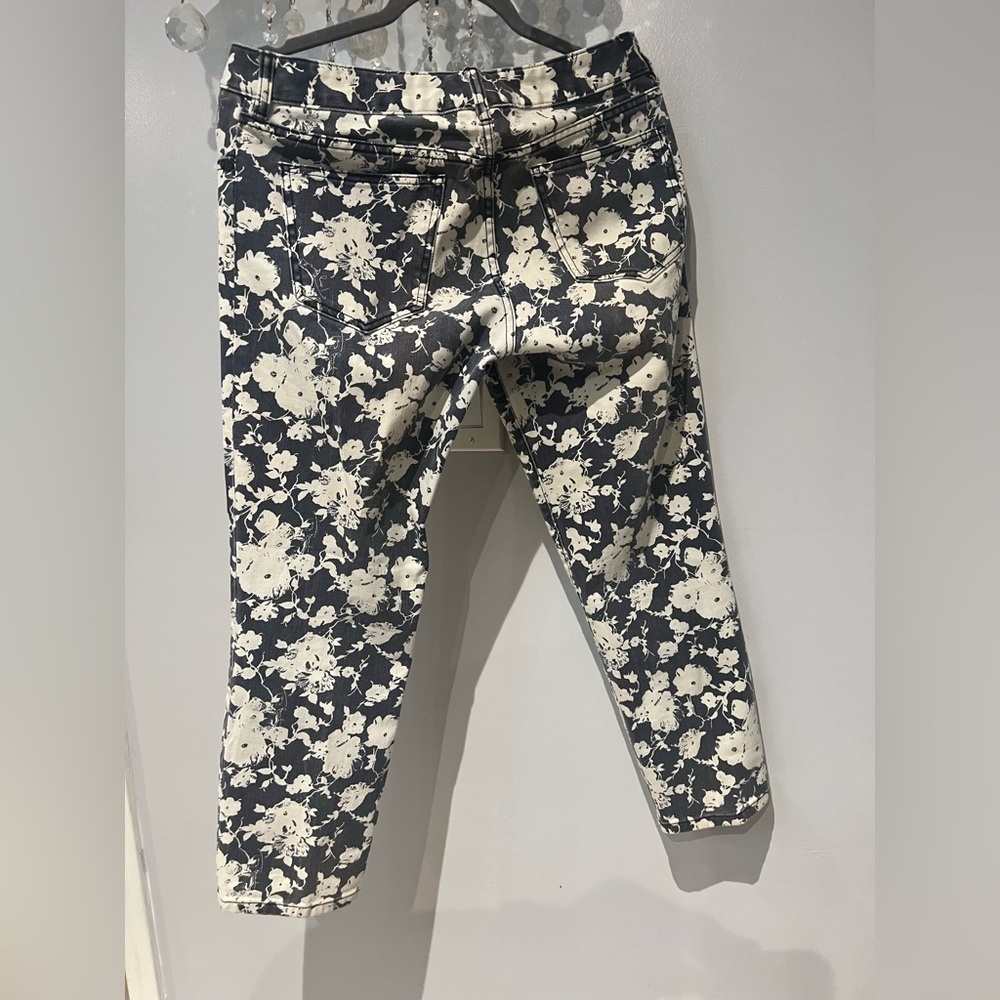 Tory Burch Size 32 Blue White Alexa Floral Mid Rise Cropped Designer Jeans. C043 - Picture 4 of 8